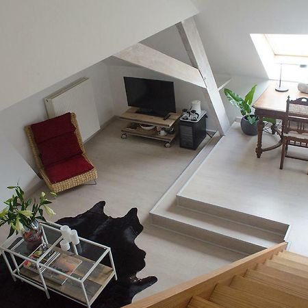 Upstairs9000 Apartment เกนต์ ภายนอก รูปภาพ