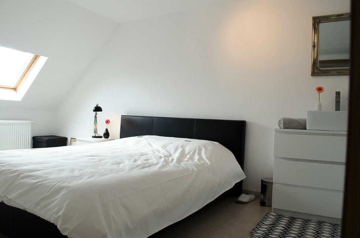 Upstairs9000 Apartment เกนต์ ภายนอก รูปภาพ