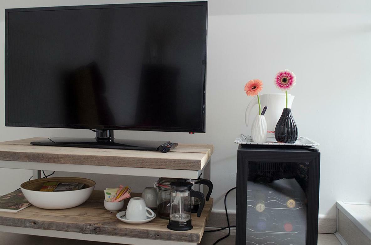 Upstairs9000 Apartment เกนต์ ภายนอก รูปภาพ